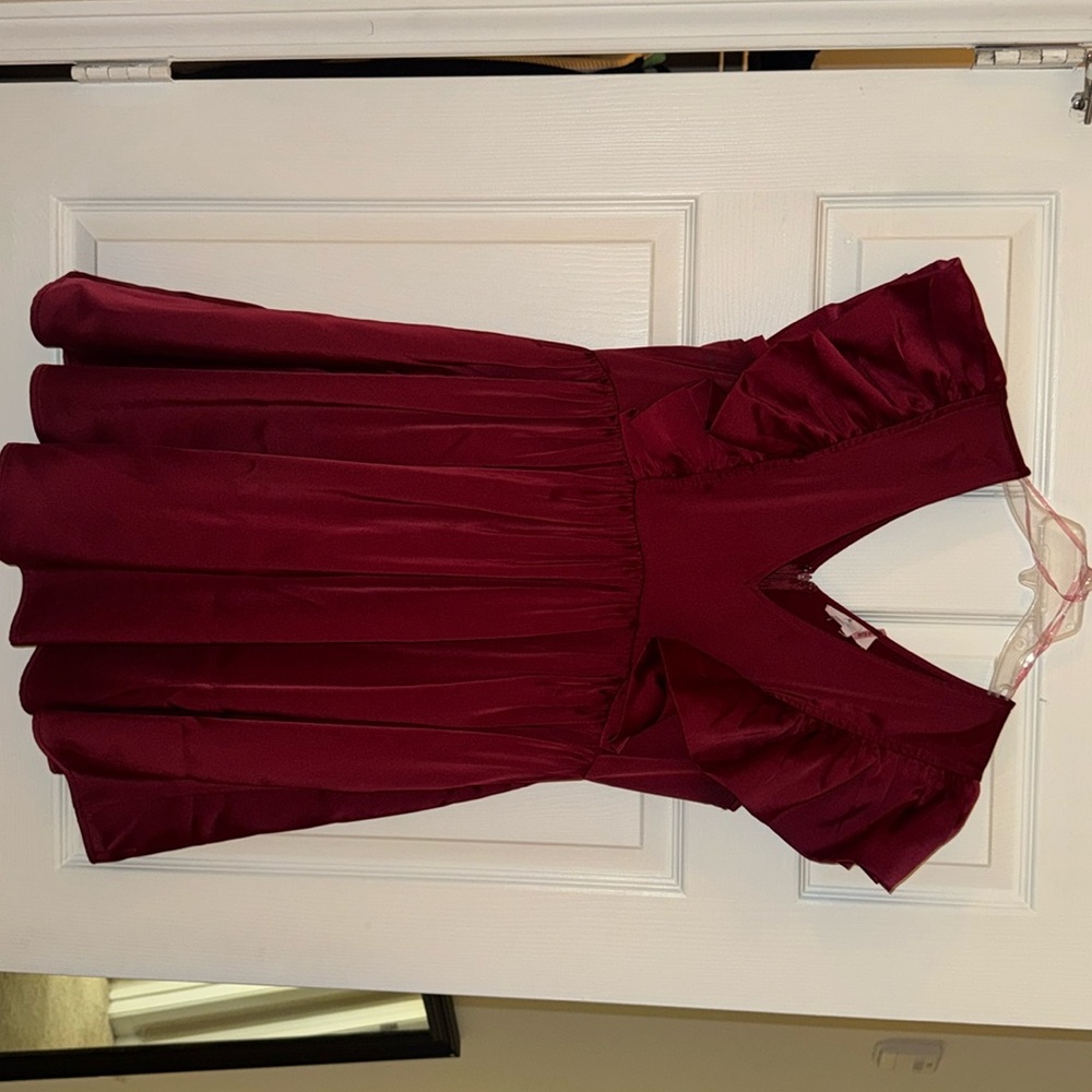 Entro size L Crimson Short Dress